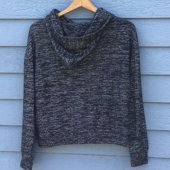 GAP Softspun Pullover Hoodie - Picture 4 of 8